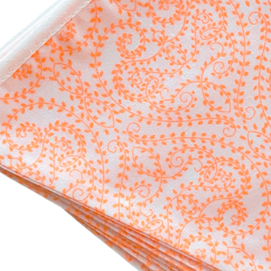 Detail van BINK Bedding vlaggenlijn Oranje neon, trendy decoratie voor (Hollandse) feesten