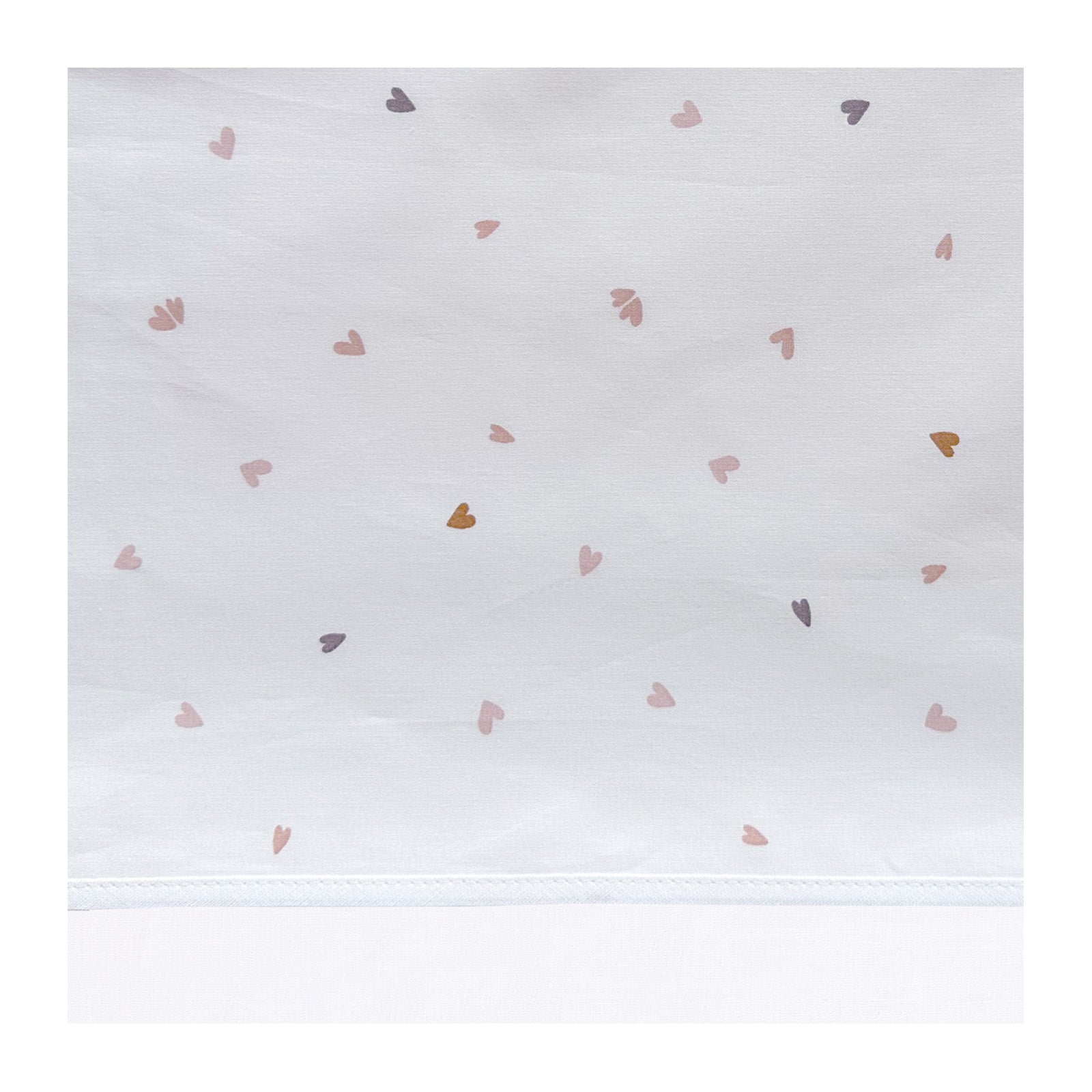 Laken Hearts met een print met kleine hartjes in oudroze, caramel en donkerpaars.